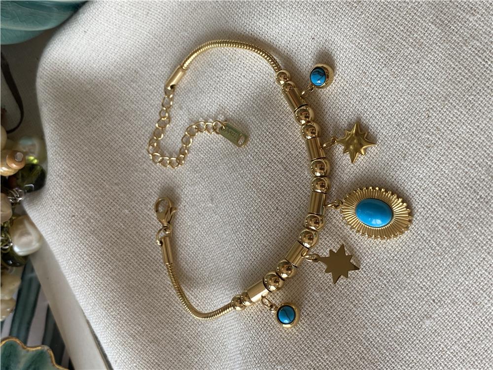 Çelik Oval Firuze Charmlı Bileklik