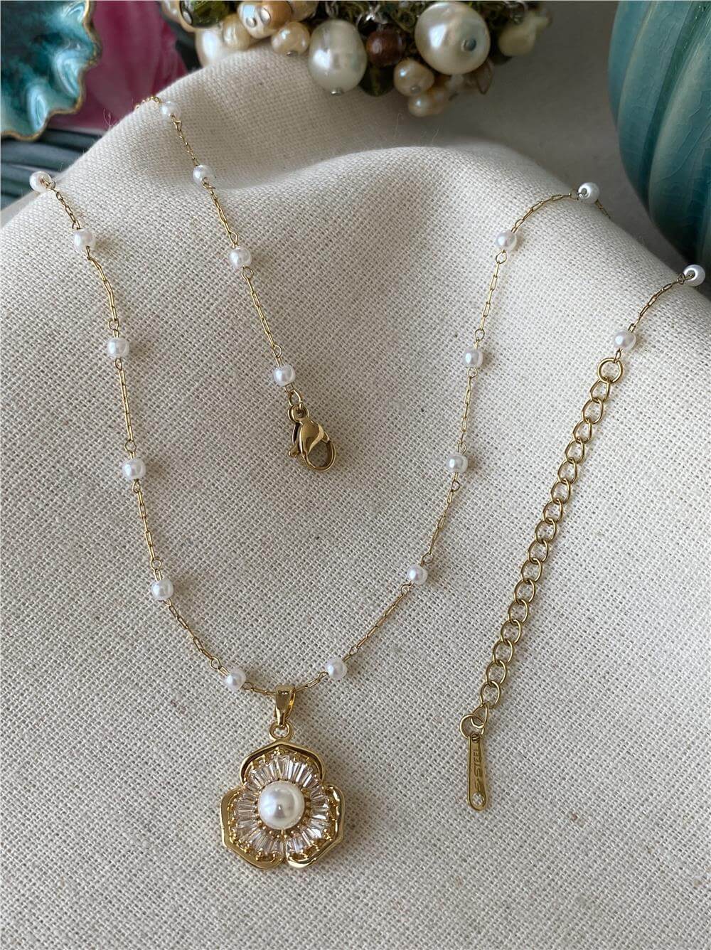 Çelik Pearls of Flower Kolye
