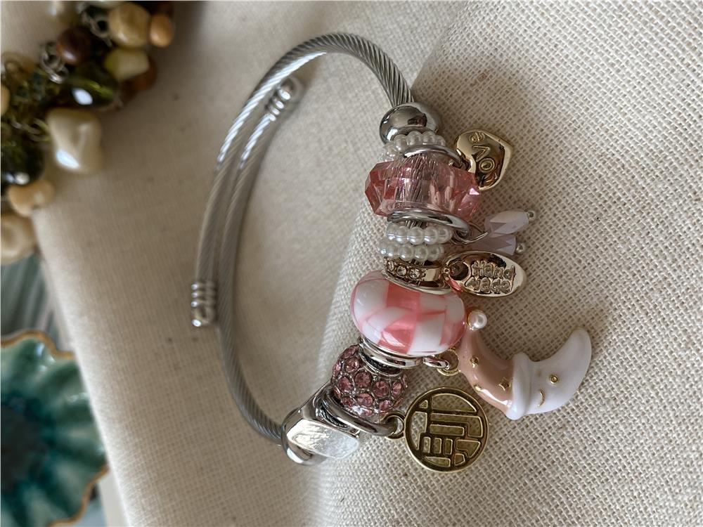 Çelik Pembe Aydede Charm Bileklik