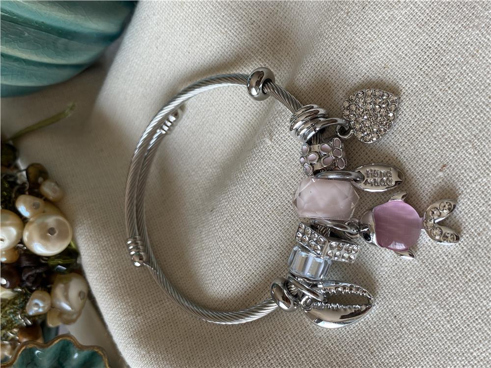 Çelik Pembe Balık Charm Bileklik