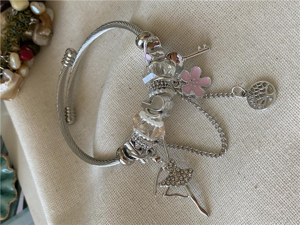 Çelik Pembe Çiçek Balerin Charm Bileklik