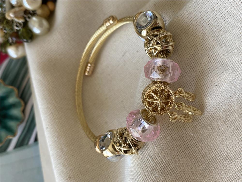 Çelik Pembe Rüya Kapanı Charm Bileklik