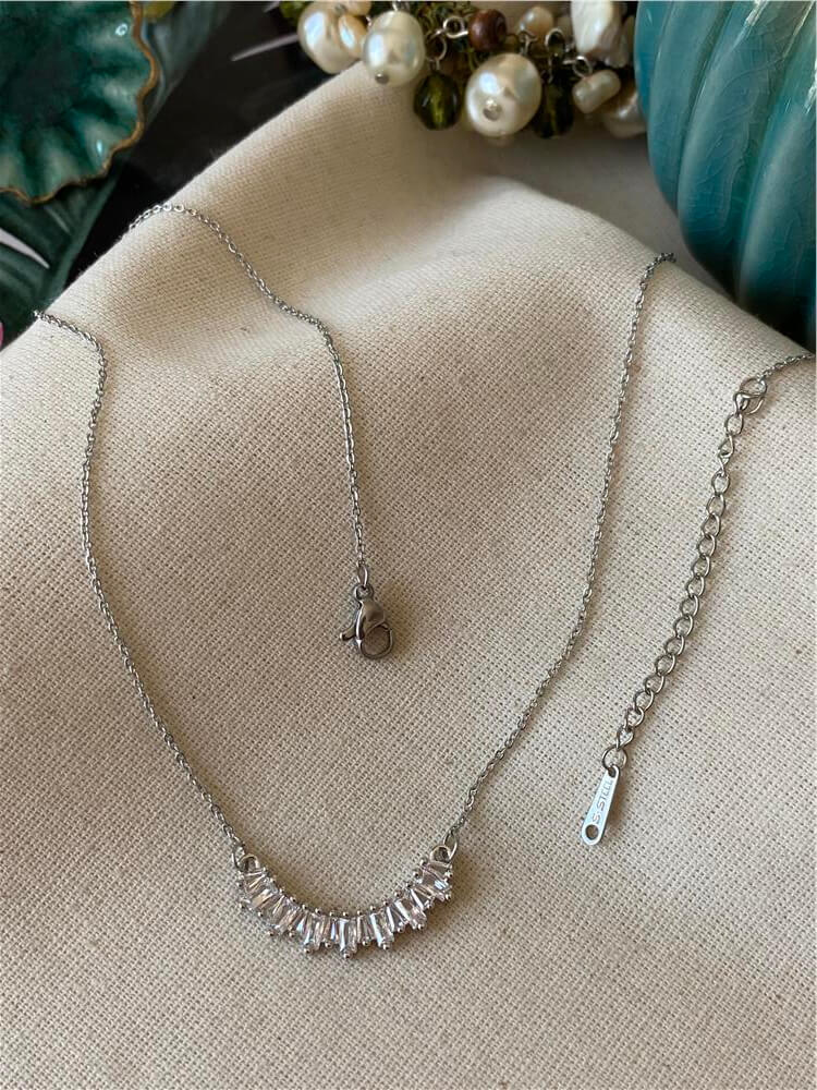 Çelik Silver Baget Tasarım Kolye