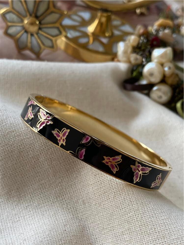 Çelik Siyah Mineli Taşlı Kelebek Desenli Kelepçe