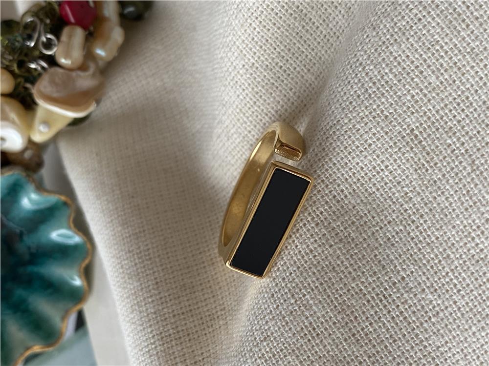 Çelik Siyah Sedef Yüzük