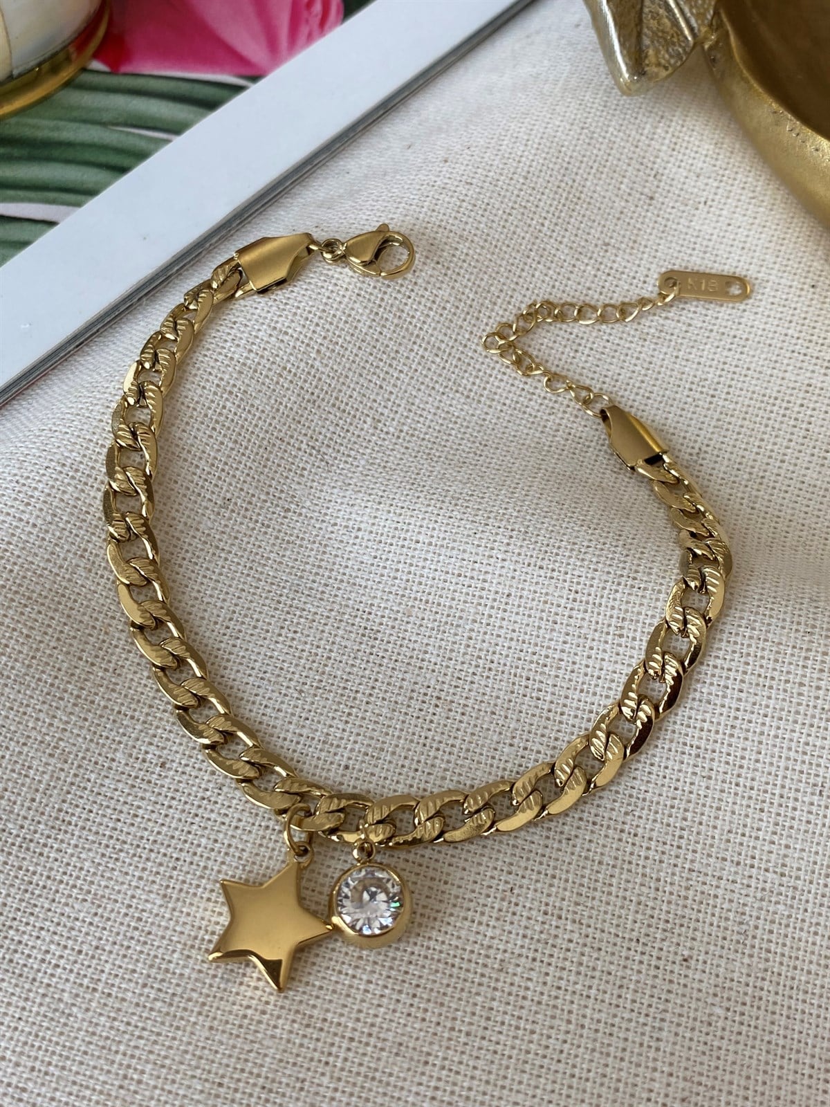 Çelik Taktaşlı Yıldız Bileklik