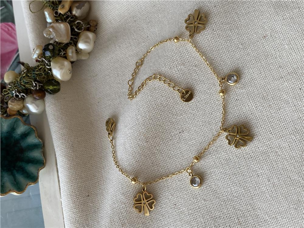 Çelik Taş Detaylı Nefel Bileklik