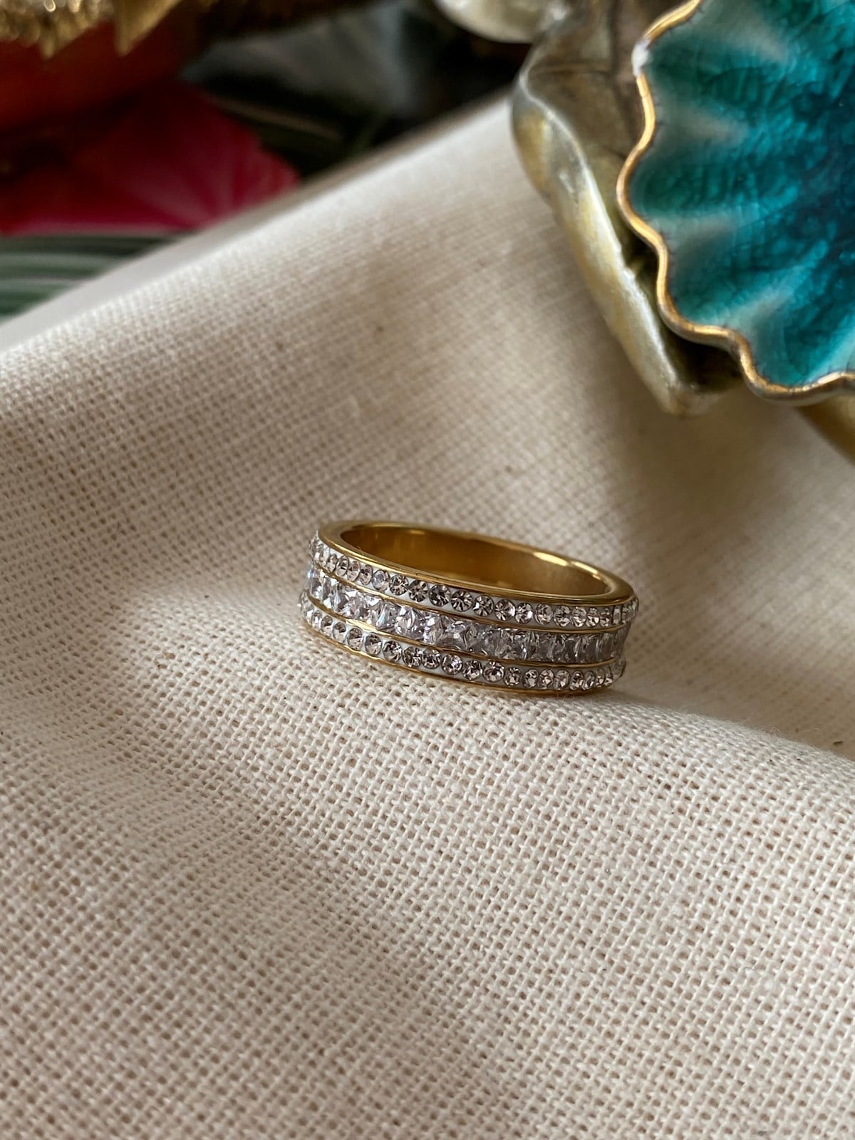 Çelik Taşlı Alyans Yüzük