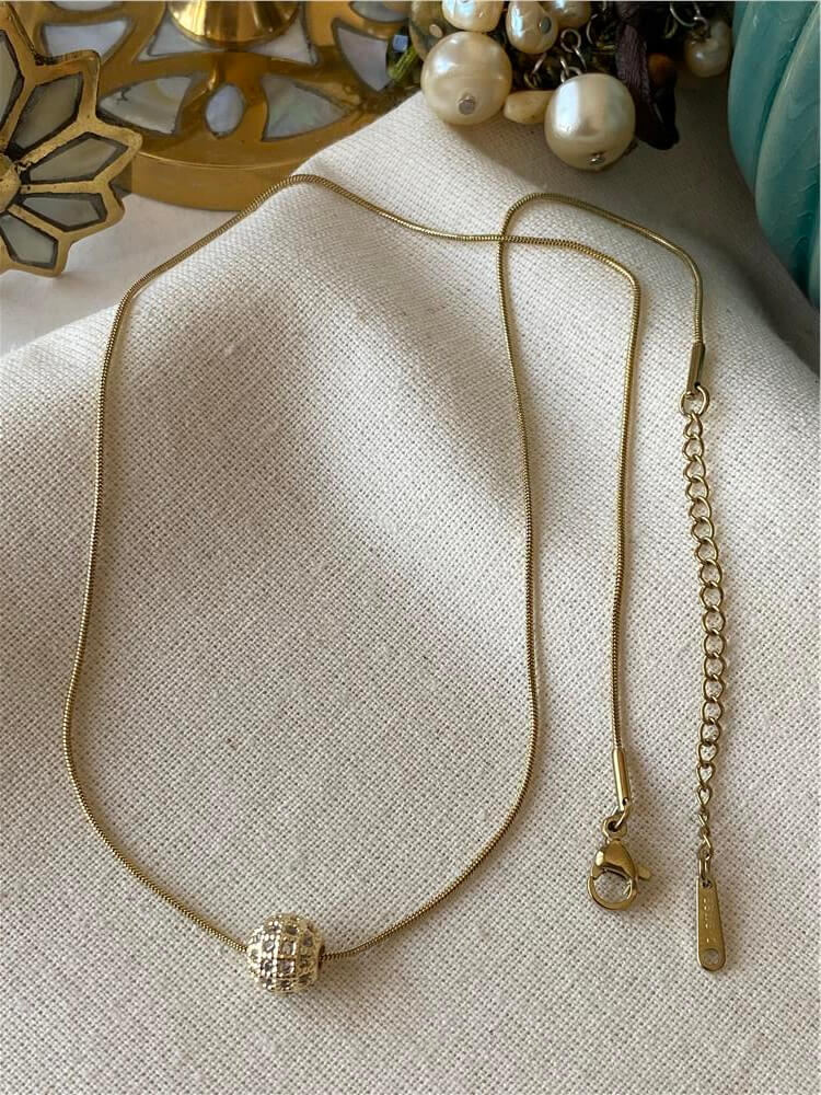 Çelik Taşlı Topçuk Kolye