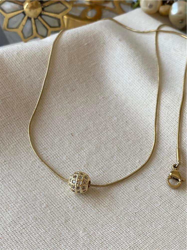 Çelik Taşlı Topçuk Kolye