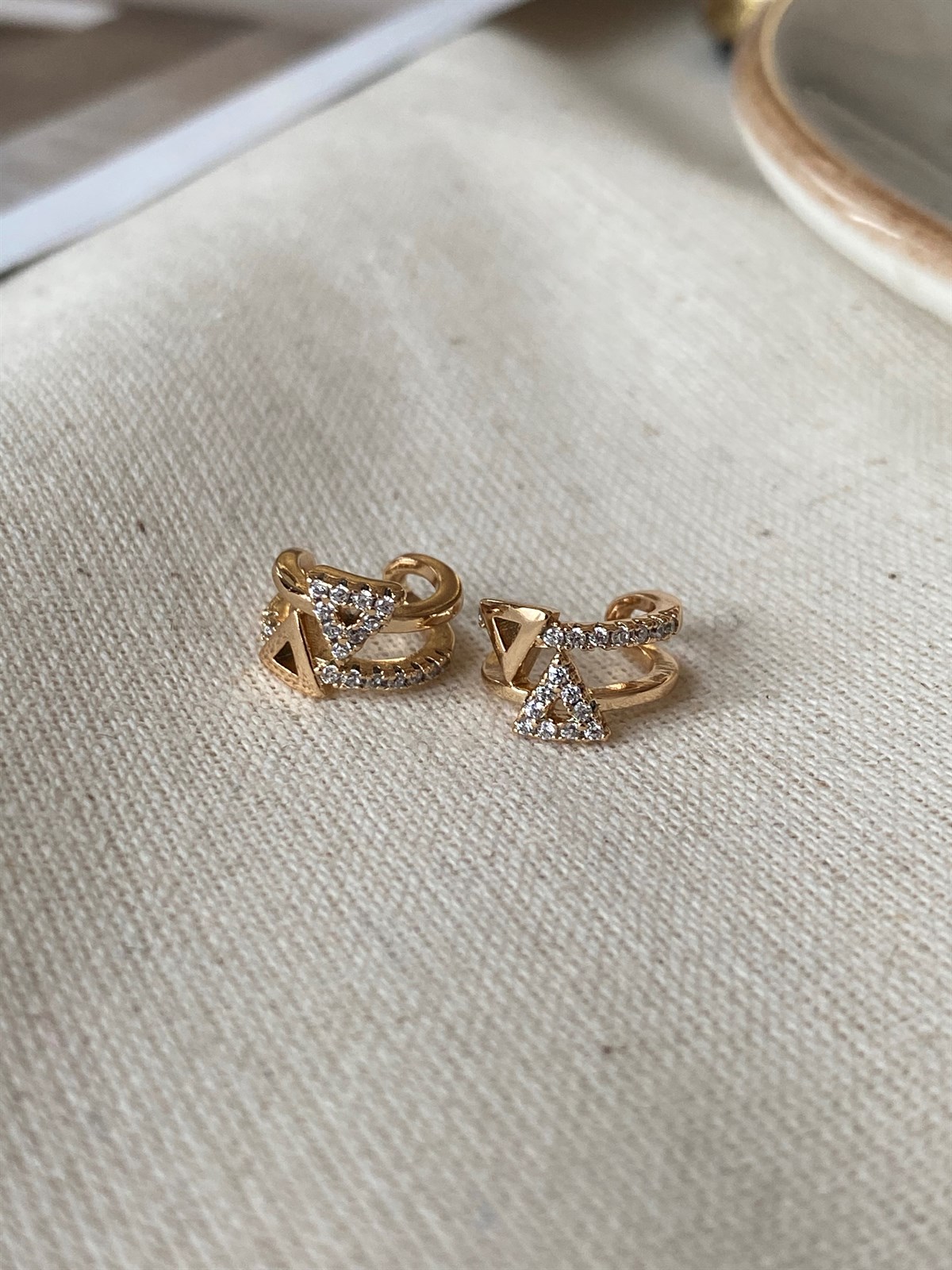 Çelik Üçgen Kıkırdak