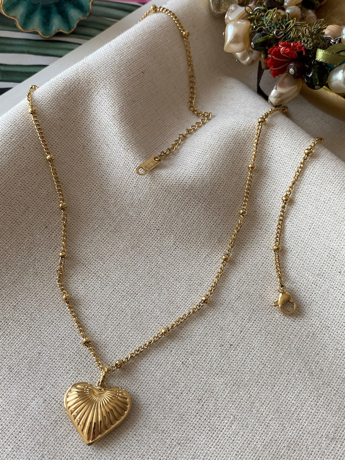 Çelik Vintage Kalp Kolye