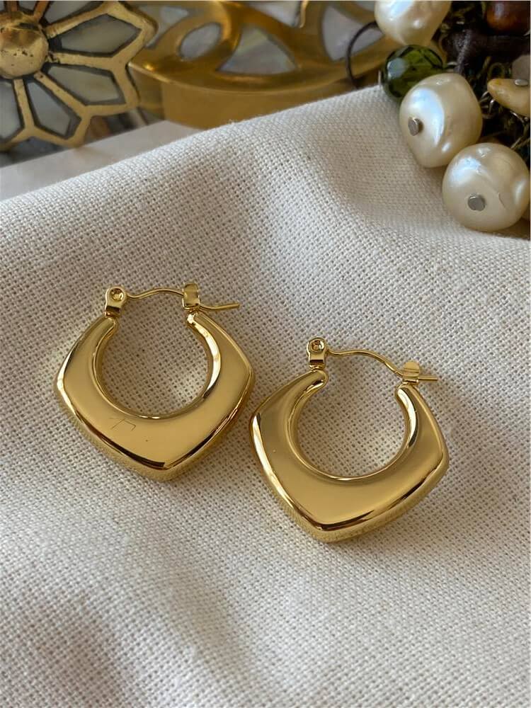 Çelik Vintage Kare Küpe