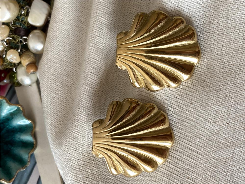 Çelik Vintage Shell Küpe
