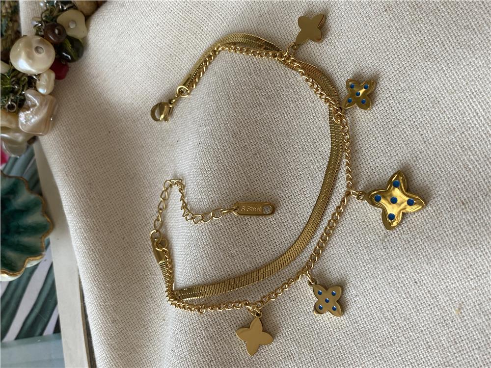 Çelik Yassılı Mavi Noktalı Yoncalar Bileklik