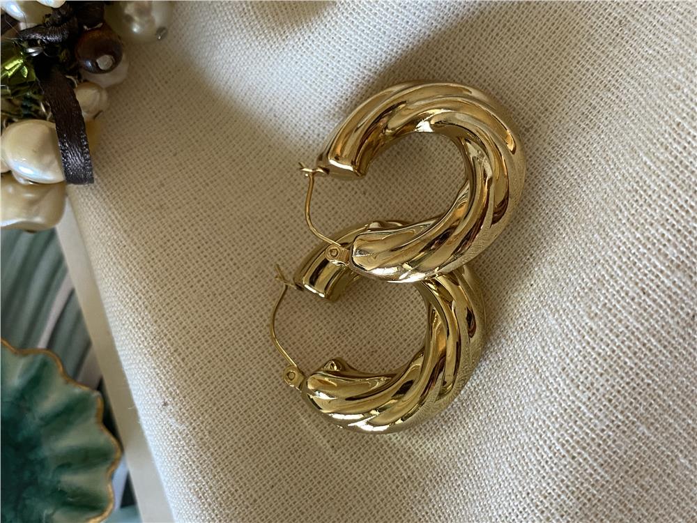 Çelik Yeni Vintage Küpe