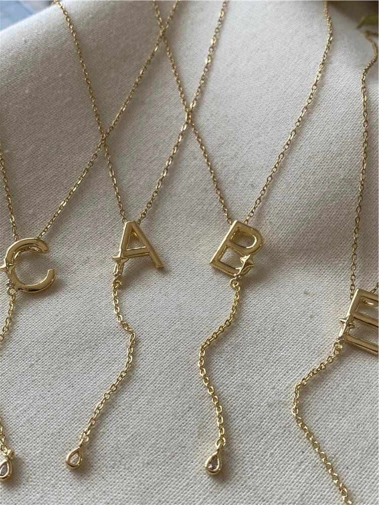 Çelik Zincir Sallantılı Harf Kolye