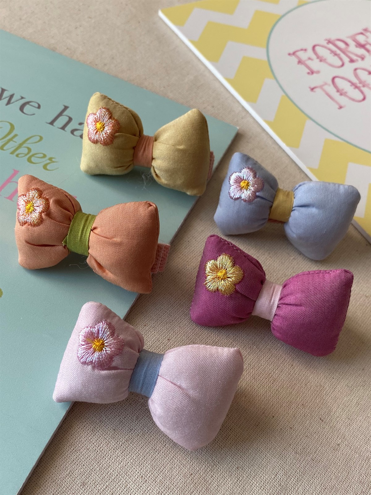 Çiçekli Yastık Toka