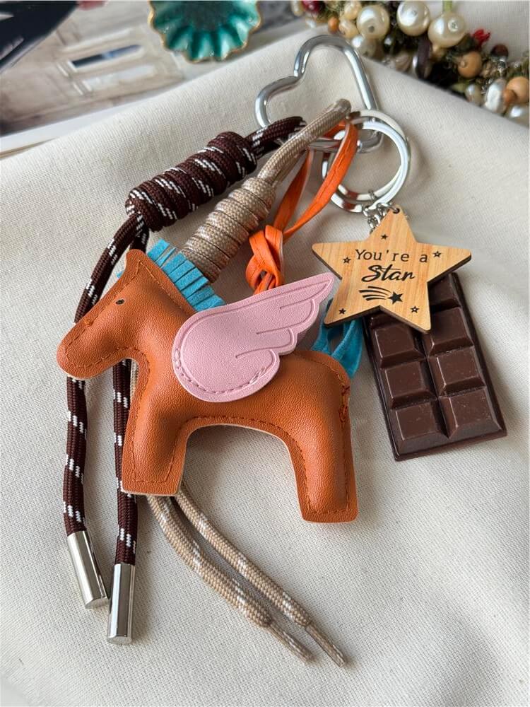 Çikolata Detaylı Renkli Unicorn Çanta Charmı