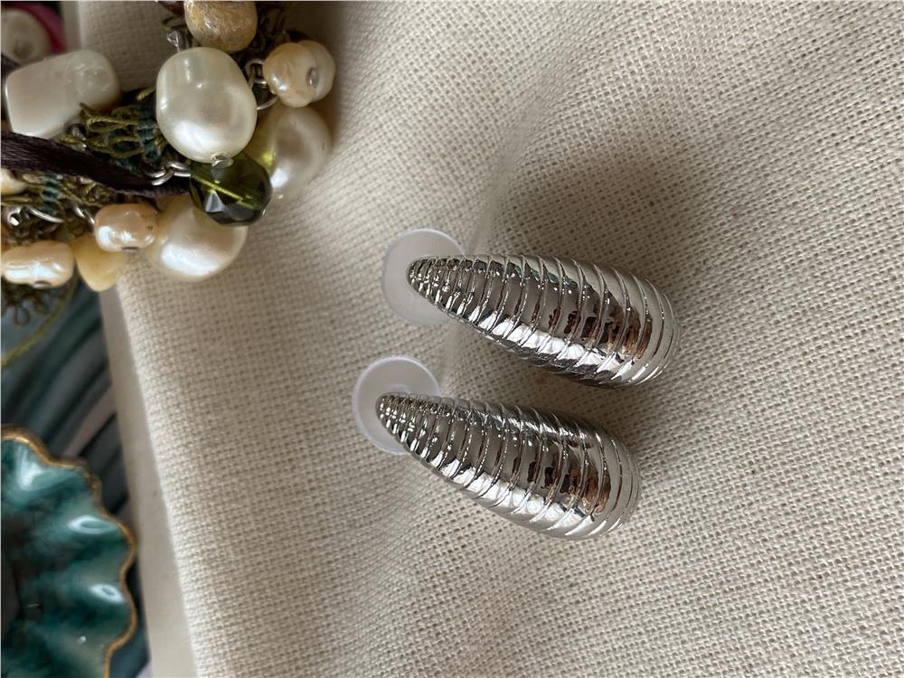 Çizgili Silver Bubble Küpe