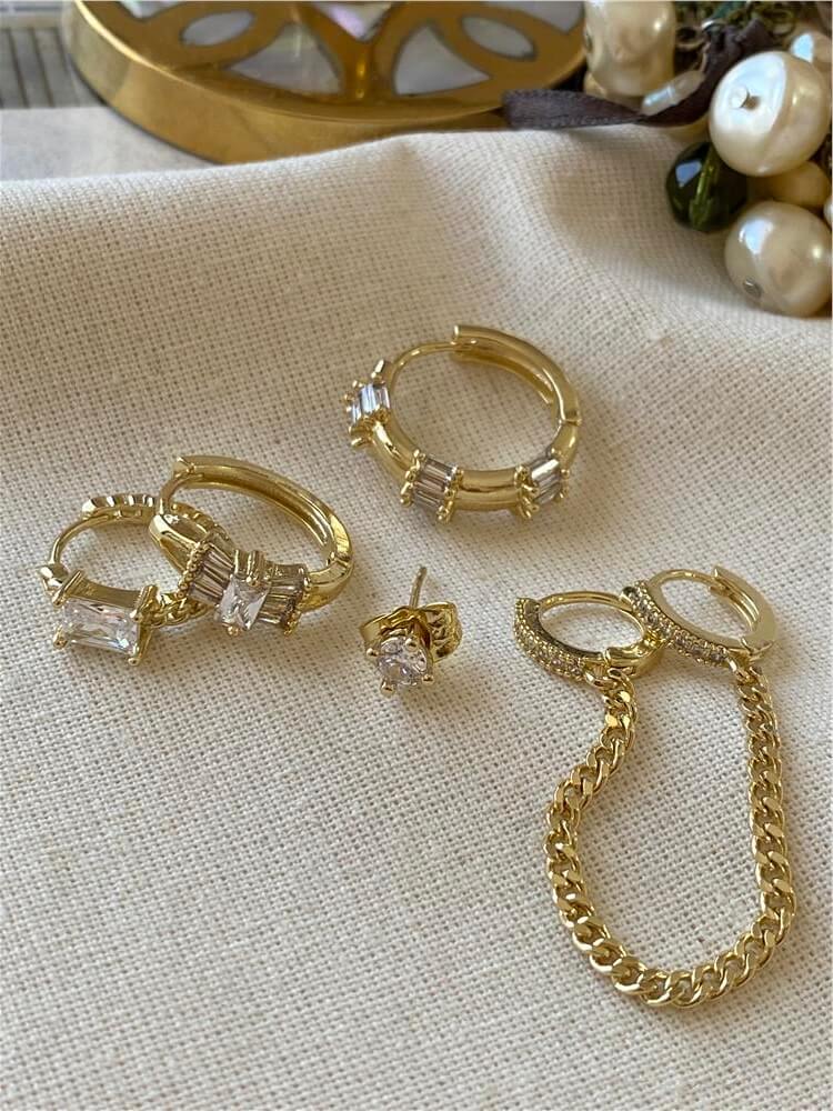 Çoklu 14K Zincir Detaylı Baget Taşlı Halka Küpe Seti