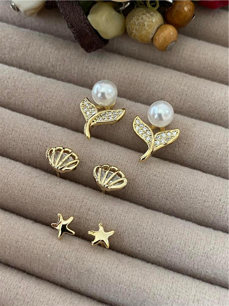 Çoklu İncili Gold Sea Design Küpe Seti