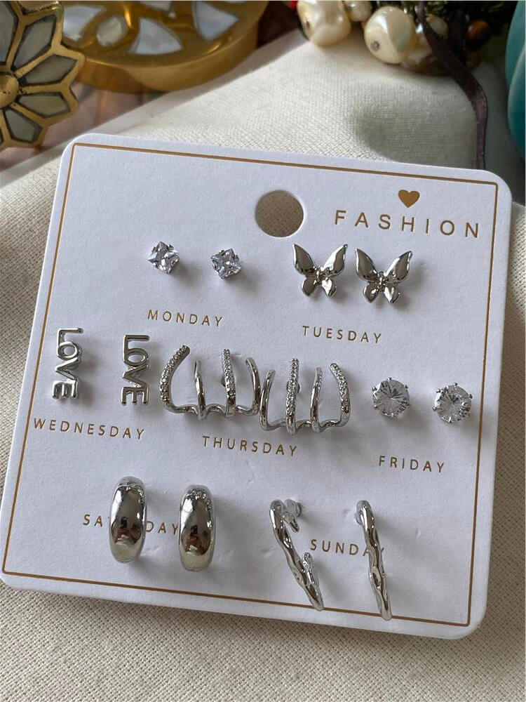 Çoklu Love Kaburga Diary Küpe Seti