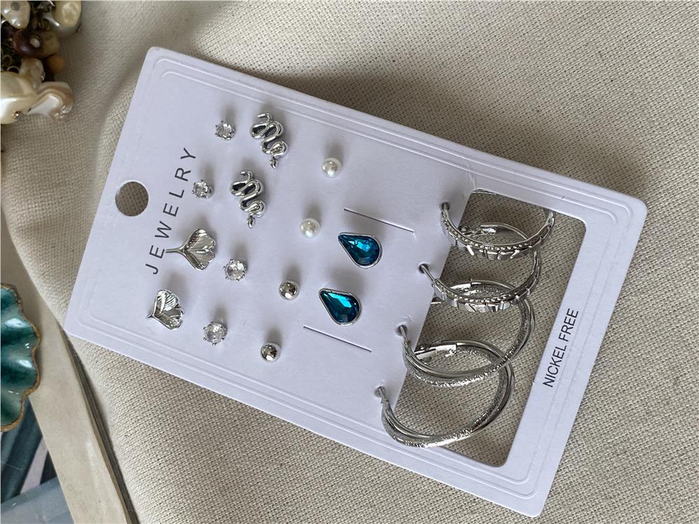 Çoklu Silver Sea Konsept Küpe