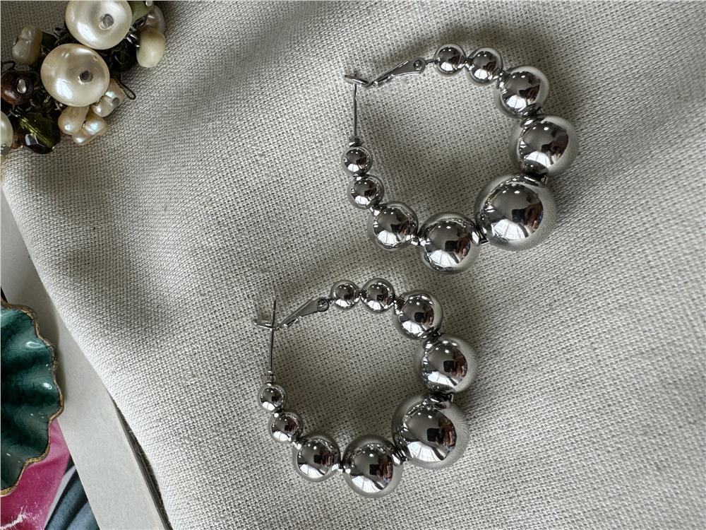 Dorikalar Halka Küpe