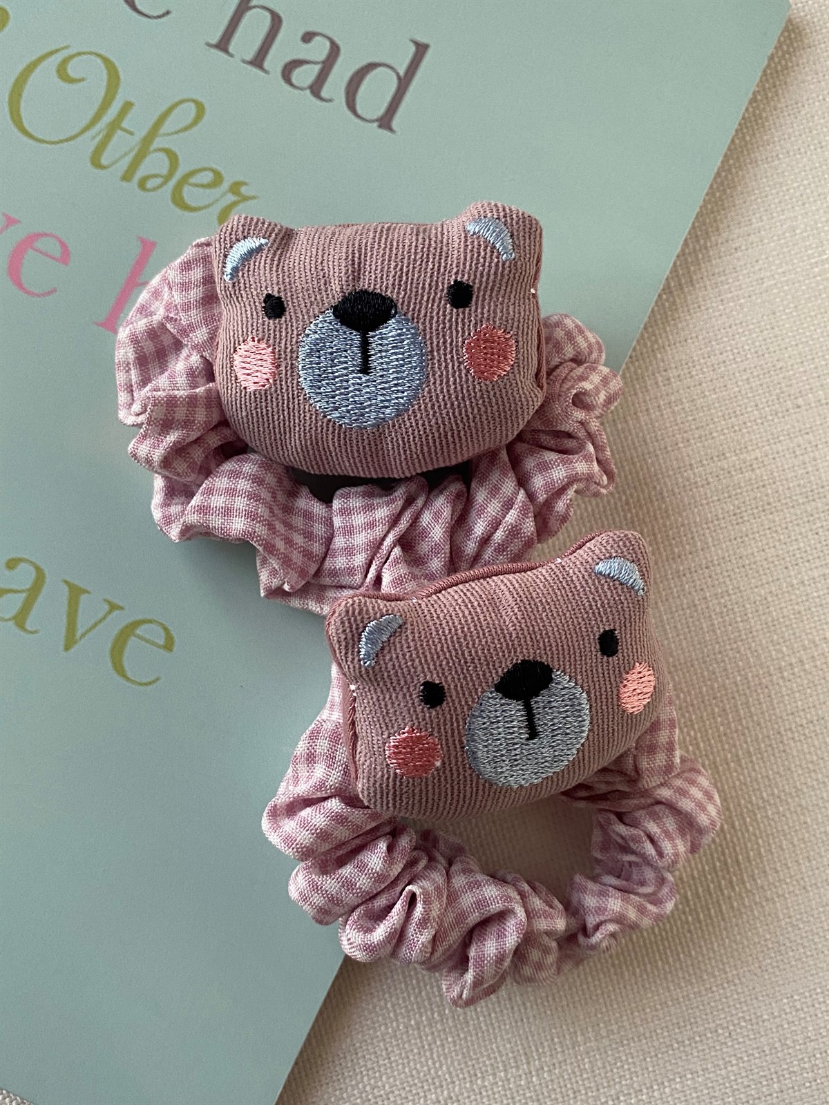 Ekoseli Ayıcık Lastık Toka Mor