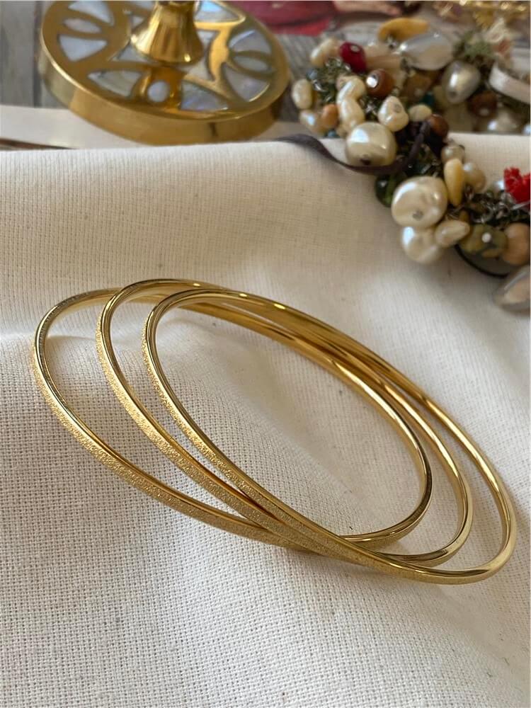 Çelik Simli İnce Bilezik