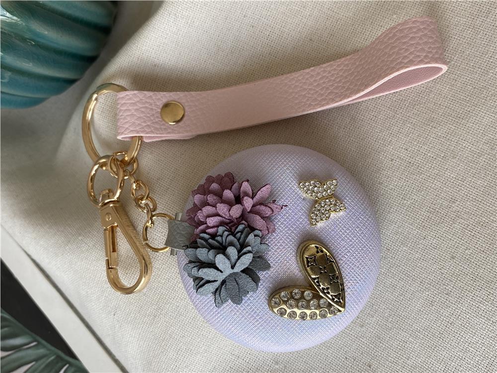 Floral Anahtarlıklı Ayna