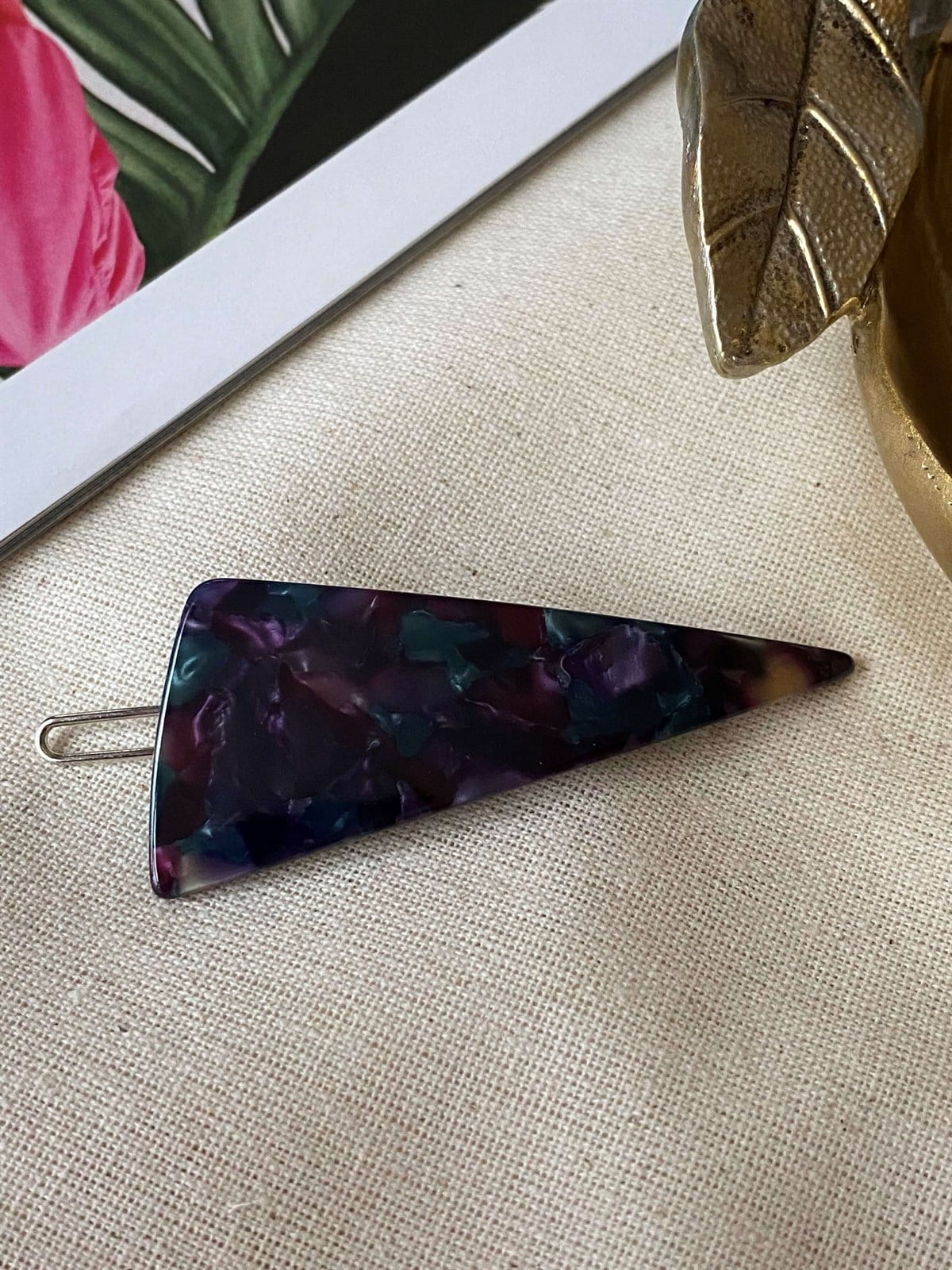 Full Triangle Buckle Dark Marble