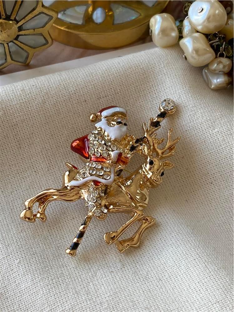 Geyikte Noel Baba Broş