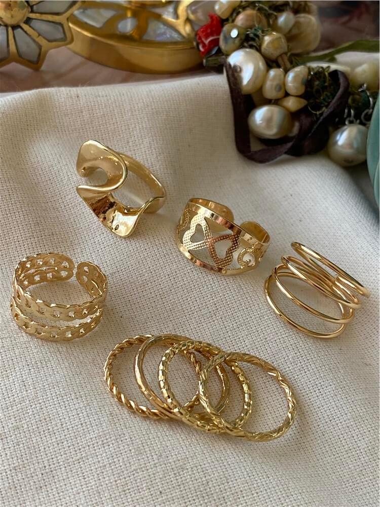 Gold Desenli Çoklu Yüzük Seti