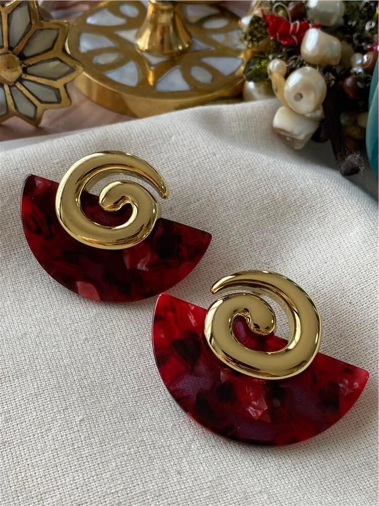 Gold Sarmal Detaylı Bordo Yelpaze Küpe