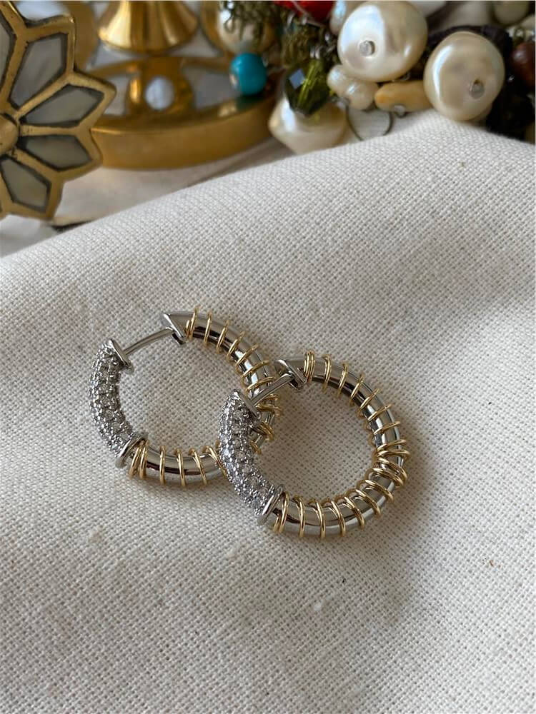 Gold Spiral Detaylı Halka Küpe