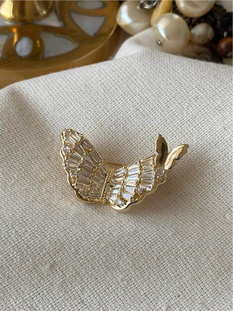 Gold Taşlı Kelebekler Broş