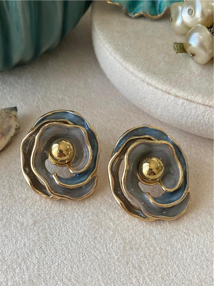 Gri Mineli Gül Model Küpe