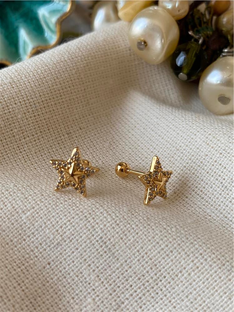 İç İçe Yıldız Piercing