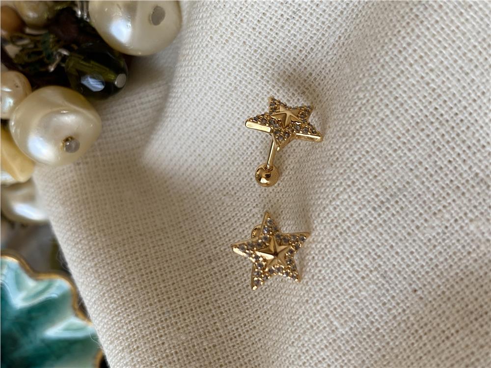 İç İçe Yıldız Piercing