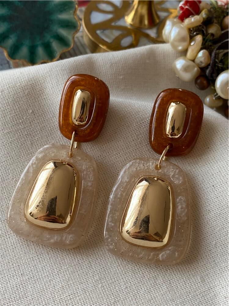 İkili Krem ve Kahverengi Renkli Oval Form Küpe