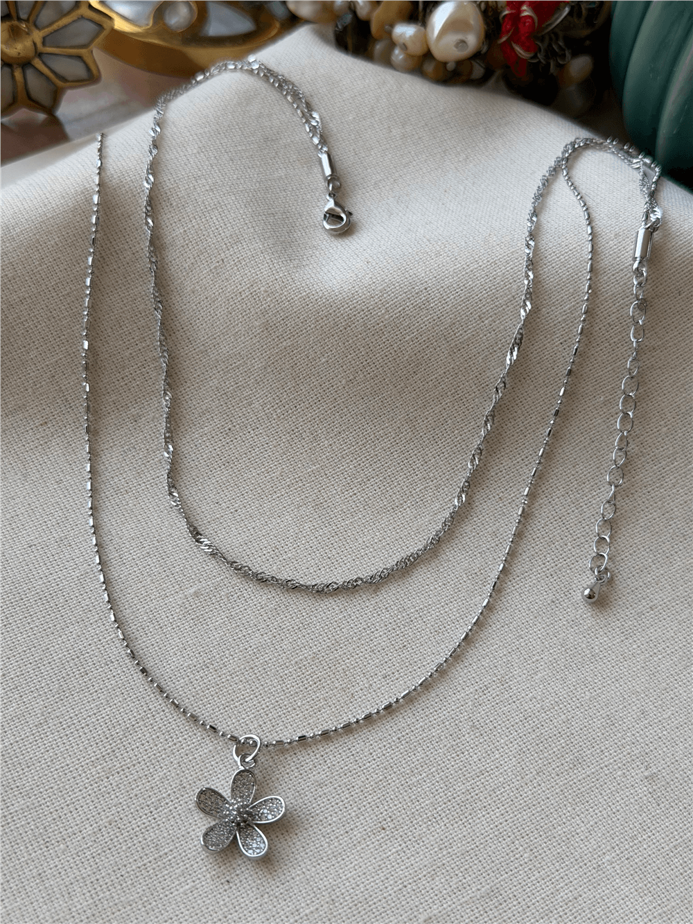 İkili Silver Çiçek Charmlı Kolye