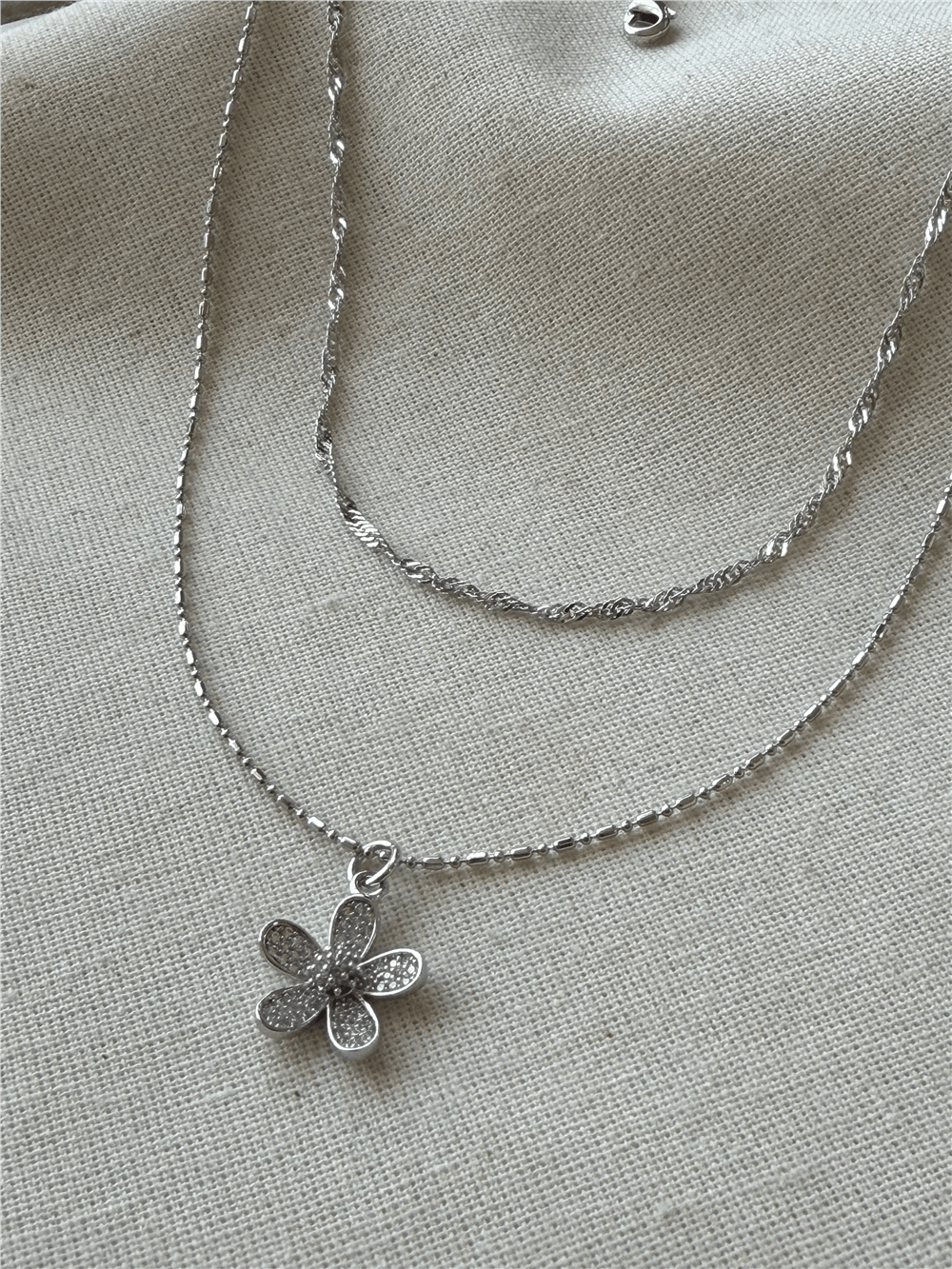 İkili Silver Çiçek Charmlı Kolye