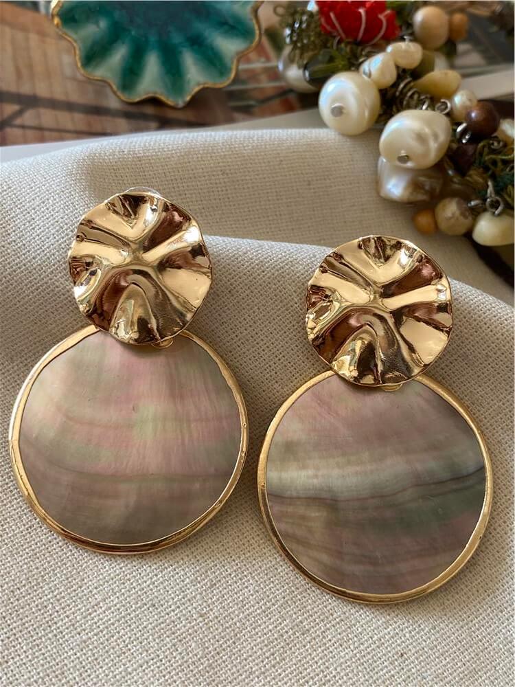 Kahverengi Kabuk Sallantılı Küpe