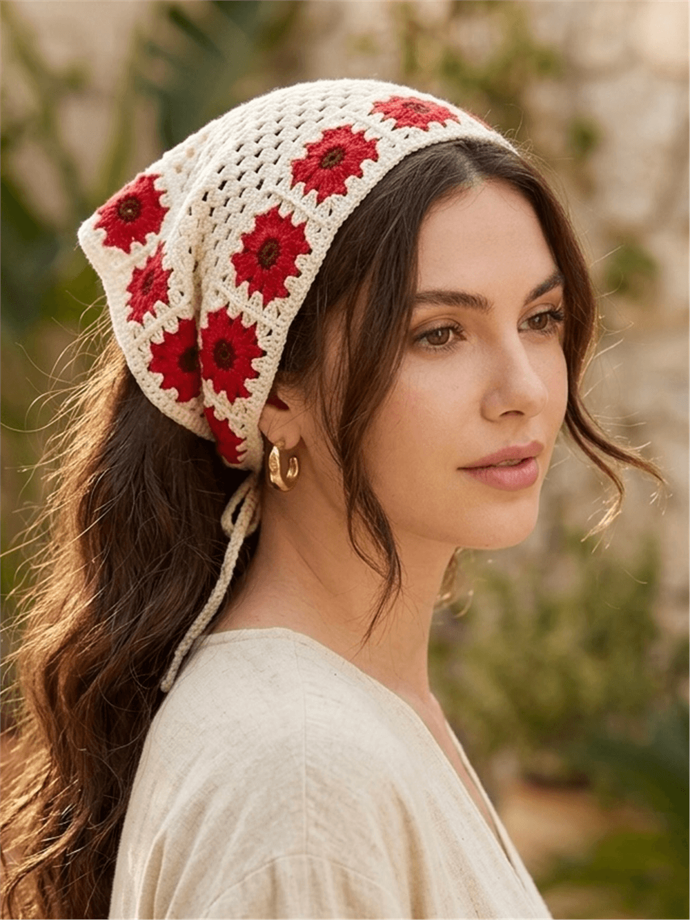 Kırmızı Çiçekli Örgü Model Üçgen Bandana