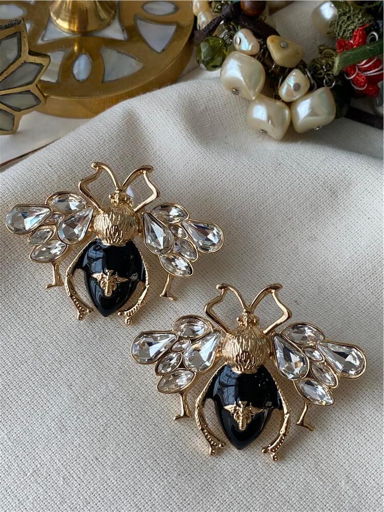 Kristal Taşlı Arı Küpe