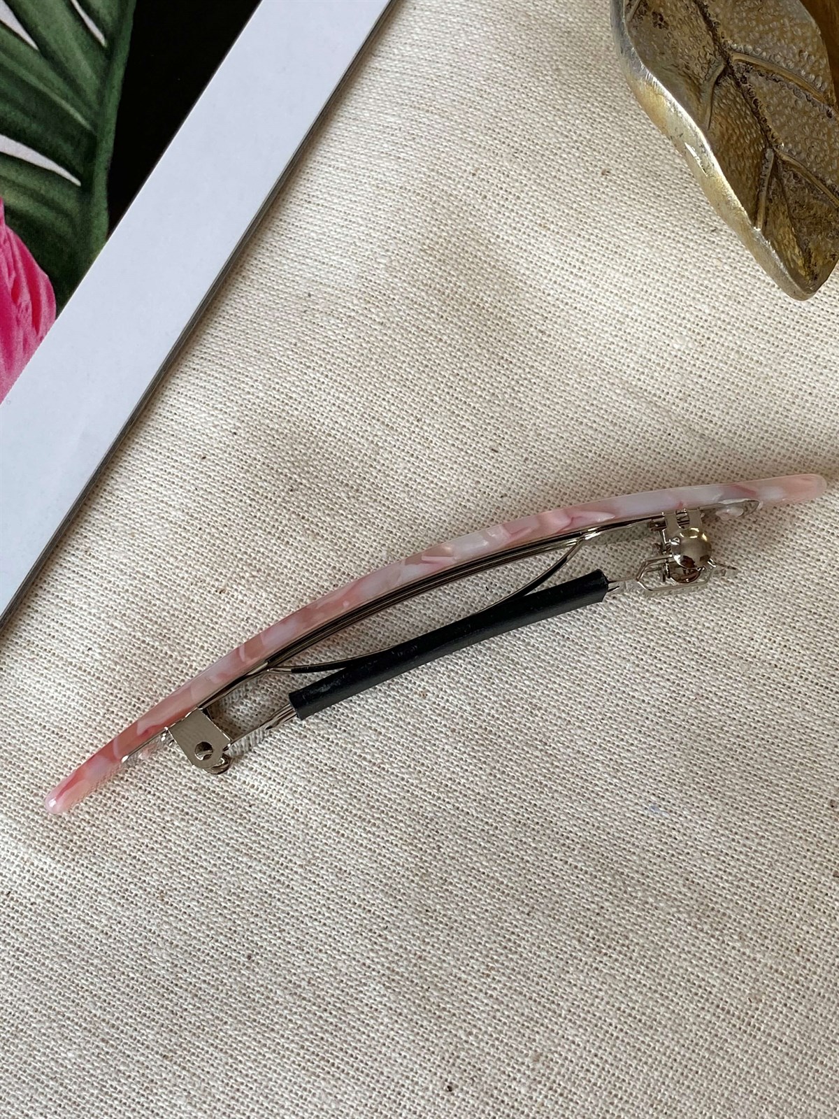 Leaf Pink Buckle