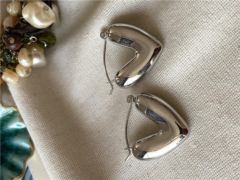 Metal Kalp Küpe