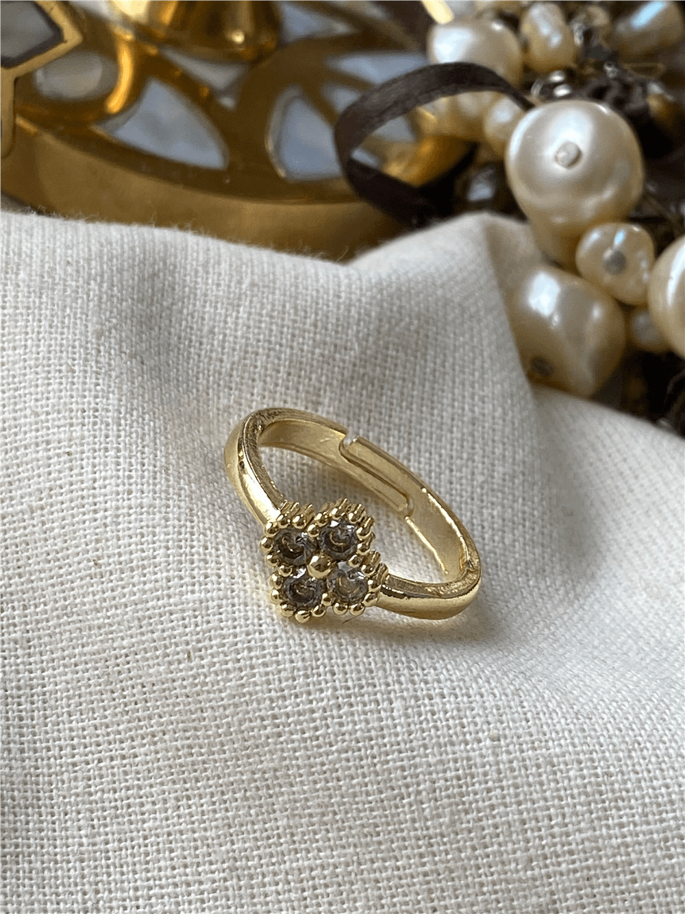 Mor Taşlı Cleef Yüzük